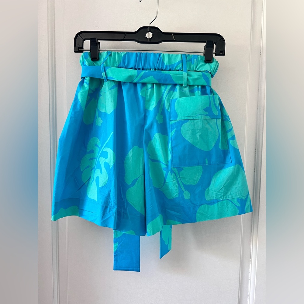 Staud sage shorts poplin blue hibiscus print 6 - Picture 2 of 8